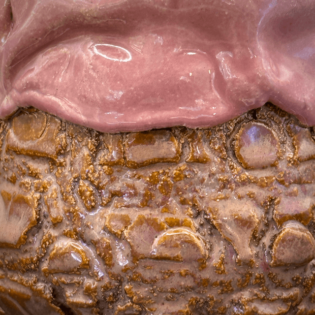 Cracks and silk pink crackpot
